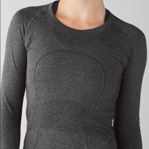 DARK GREY LULULEMON SWIFTLY TECH LONG SLEEVE TOP